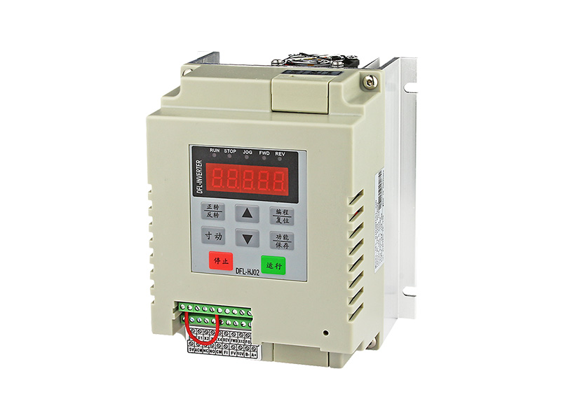 200N單相水泵變頻器，220V供水變頻器，恒壓供水變頻器